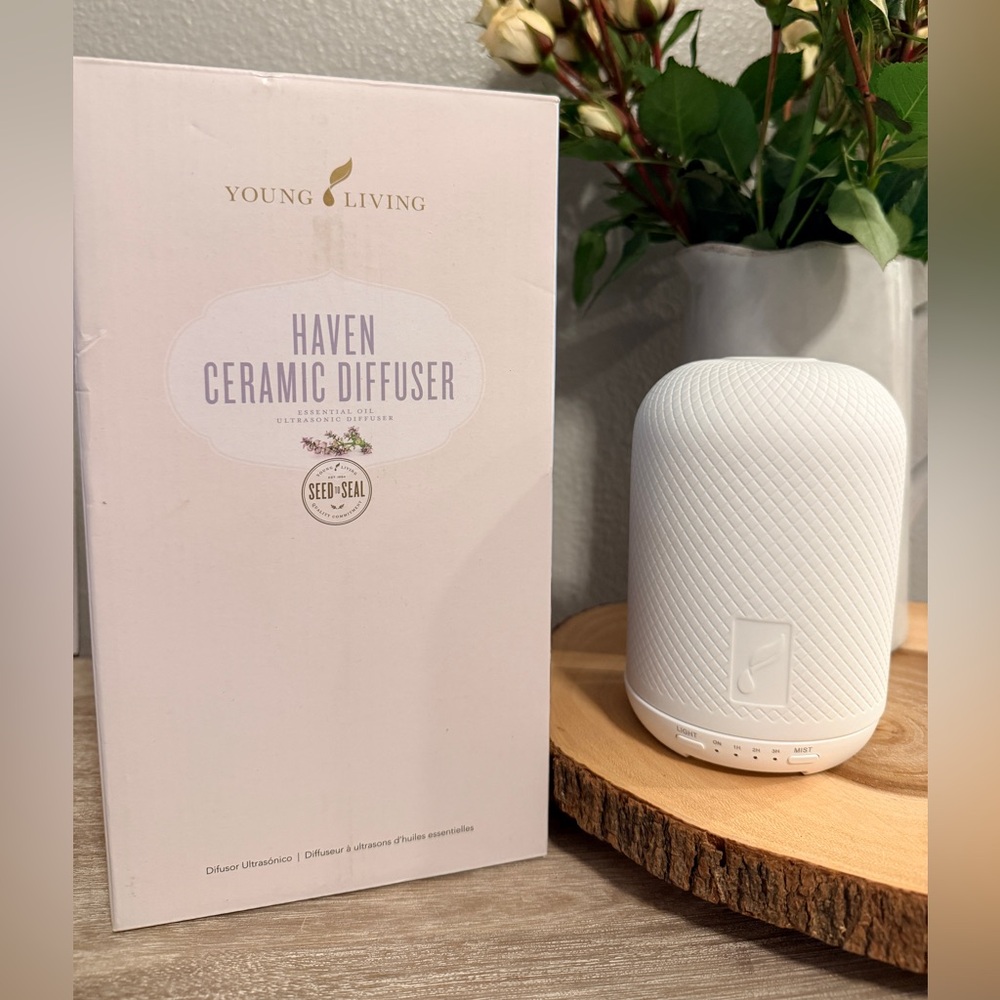Young living Haven ceramic diffuser essential oils humidifier white new